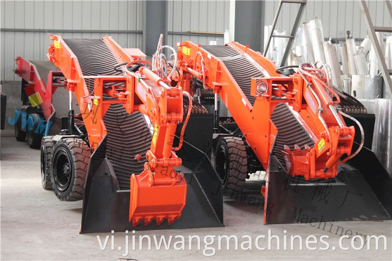 Small skid steer loader